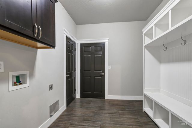 1082 White Birch Ave, Twin Falls, ID 83301