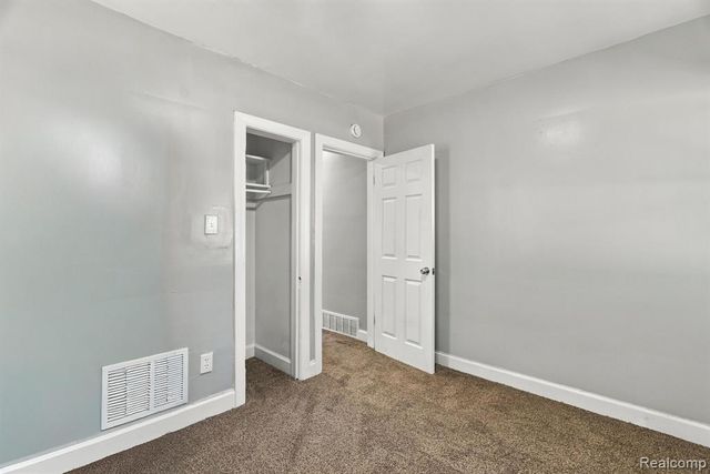 9803 Nottingham Road, Detroit, MI 48224