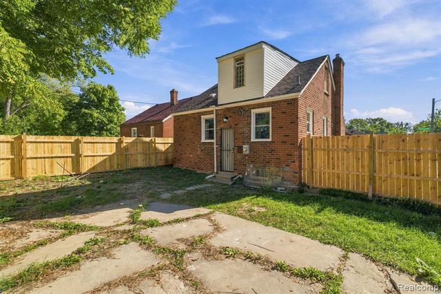 9803 Nottingham Road, Detroit, MI 48224