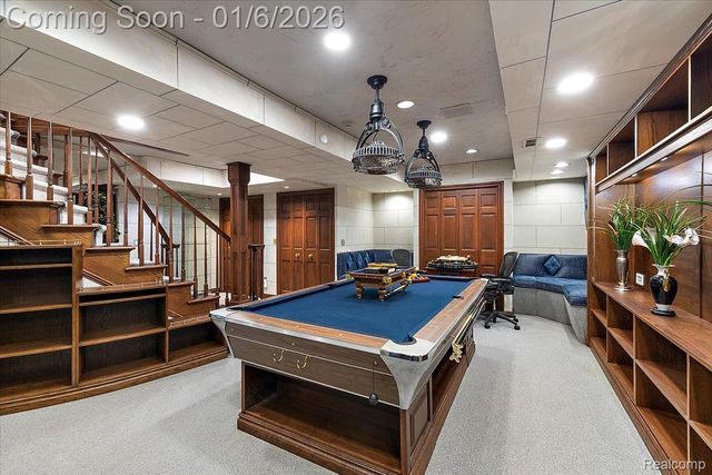 7310 Sandy Creek Lane, Bloomfield Hills, MI 48301