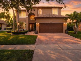 1532 NW 133rd Ave, Pembroke Pines, FL 33028