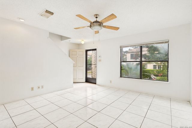 9307 Mountain Field, San Antonio, TX 78240