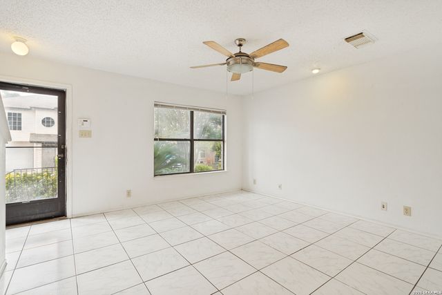 9307 Mountain Field, San Antonio, TX 78240