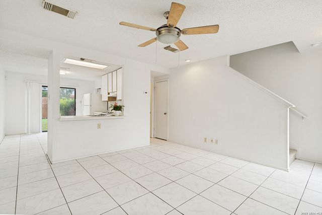 9307 Mountain Field, San Antonio, TX 78240