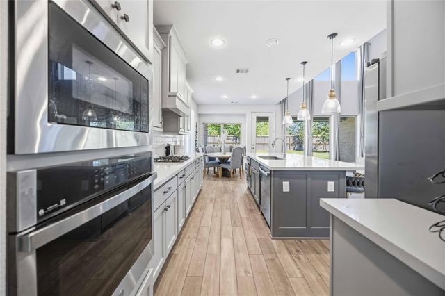 9815 Chapman Trail, Manvel, TX 77578