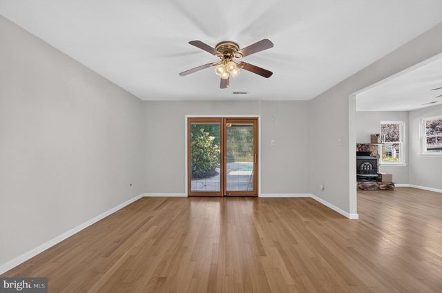 502 WESTERLY DR, Marlton, NJ 08053