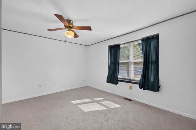 502 WESTERLY DR, Marlton, NJ 08053