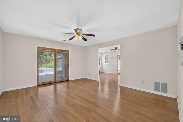 502 WESTERLY DR, Marlton, NJ 08053