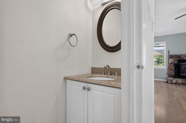 502 WESTERLY DR, Marlton, NJ 08053