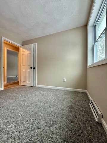 5 Dwyer Street, Merrimack, NH 03054