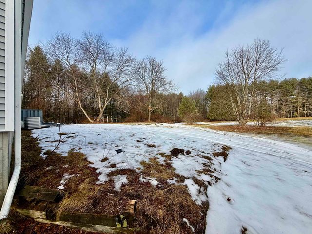 5 Dwyer Street, Merrimack, NH 03054