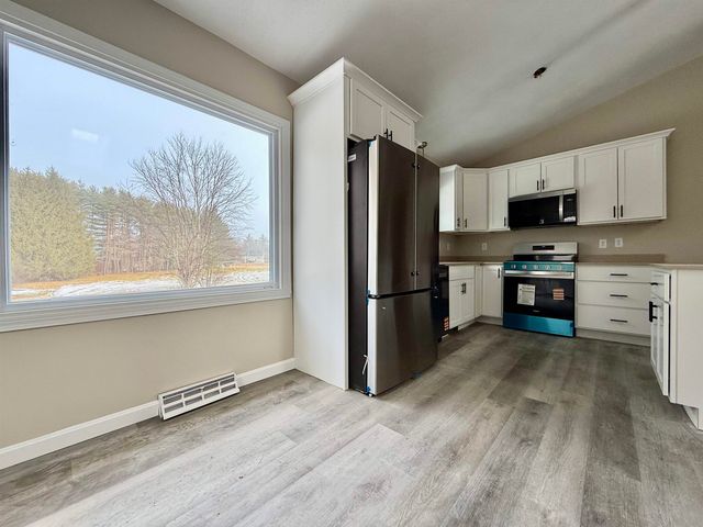 5 Dwyer Street, Merrimack, NH 03054