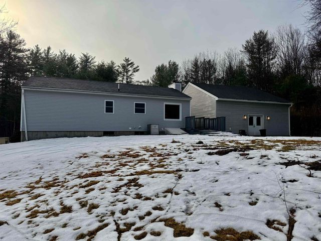 5 Dwyer Street, Merrimack, NH 03054