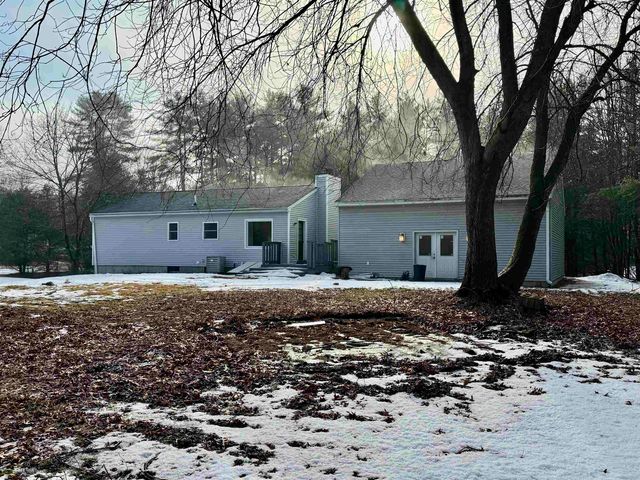 5 Dwyer Street, Merrimack, NH 03054