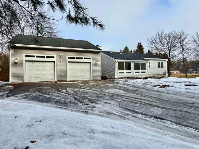 5 Dwyer Street, Merrimack, NH 03054