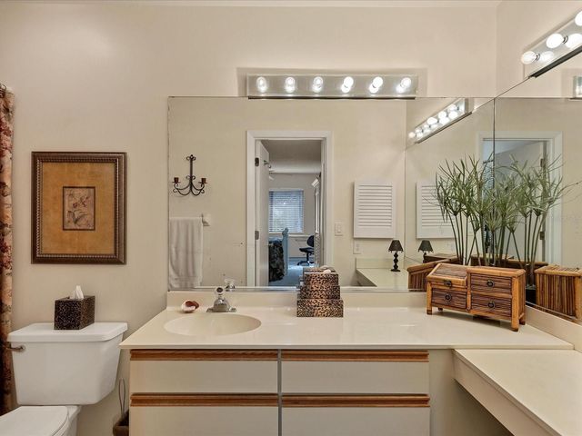 7794 EAGLE CREEK DRIVE 7794, Sarasota, FL 34243