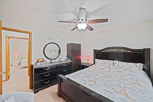 7019 Forest Ridge Drive, Schererville, IN 46375