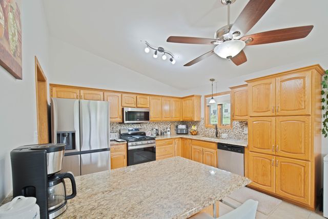 7019 Forest Ridge Drive, Schererville, IN 46375