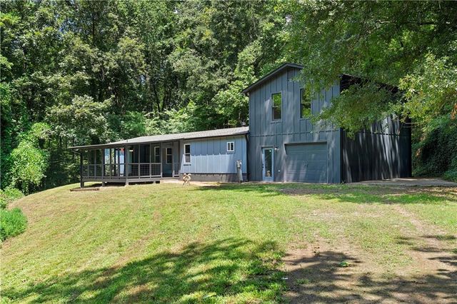5186 W Holiday Court SE, Acworth, GA 30102