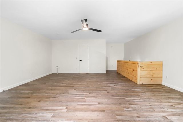 5186 W Holiday Court SE, Acworth, GA 30102