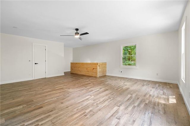 5186 W Holiday Court SE, Acworth, GA 30102
