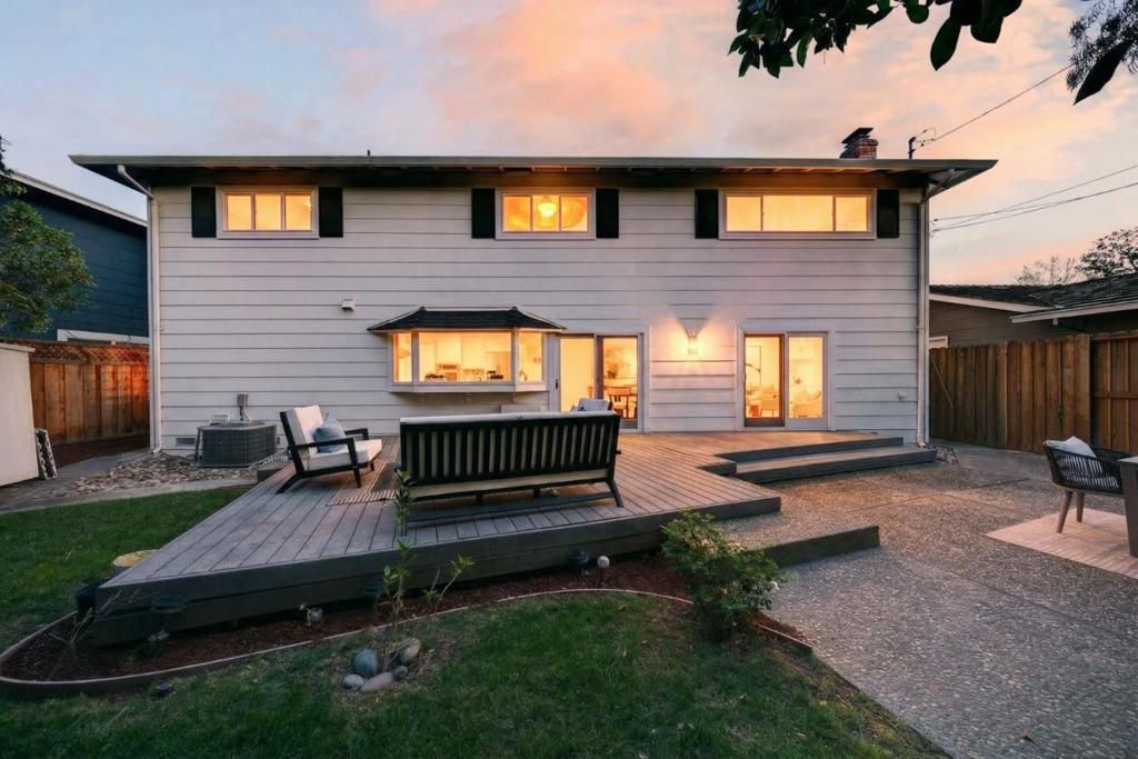 Image 34 of property listing at 1825 Harris Avenue, San Jose, CA 95124