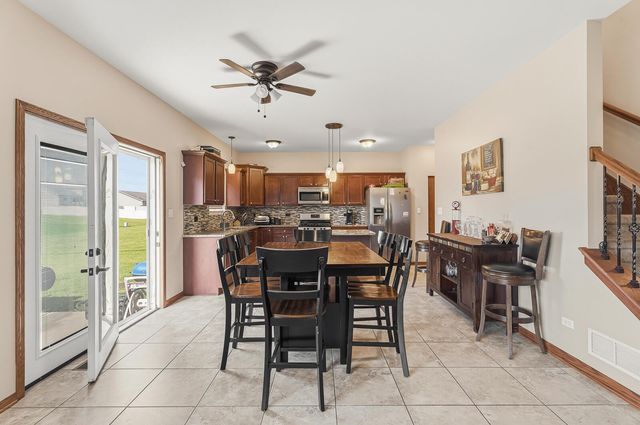 2451 W 85th Lane, Merrillville, IN 46410