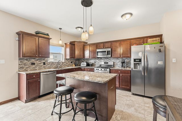 2451 W 85th Lane, Merrillville, IN 46410