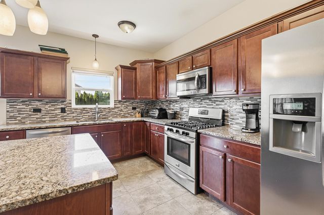 2451 W 85th Lane, Merrillville, IN 46410