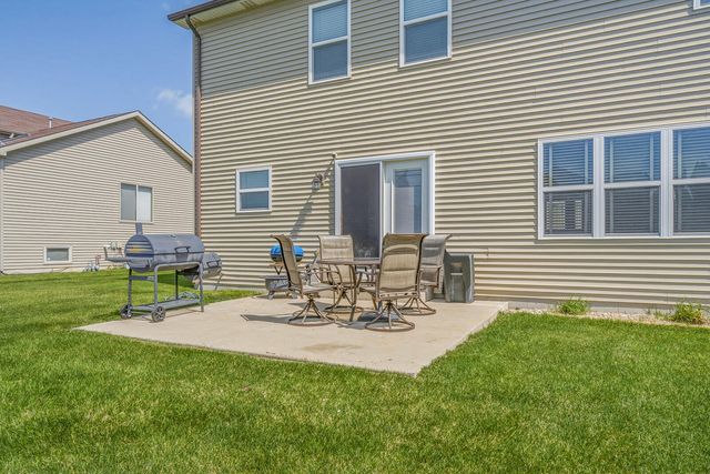2451 W 85th Lane, Merrillville, IN 46410