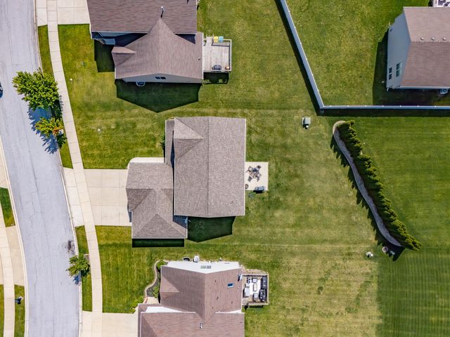 2451 W 85th Lane, Merrillville, IN 46410