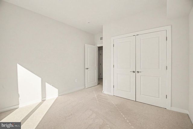 2430 SILVER LINE ALY, Herndon, VA 20171