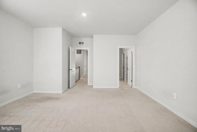 2430 SILVER LINE ALY, Herndon, VA 20171