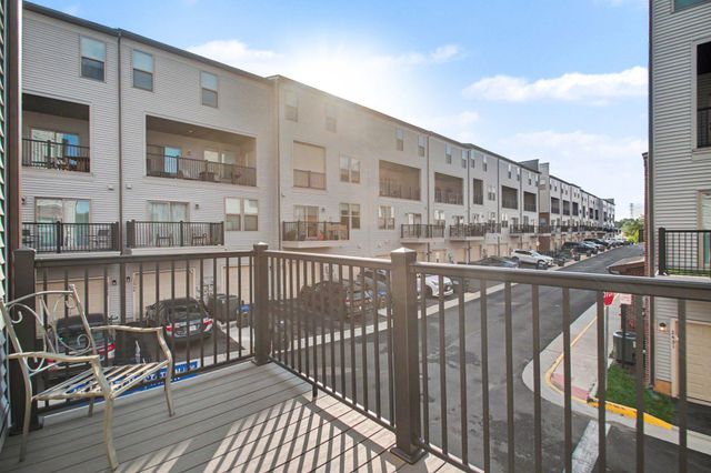 2430 SILVER LINE ALY, Herndon, VA 20171