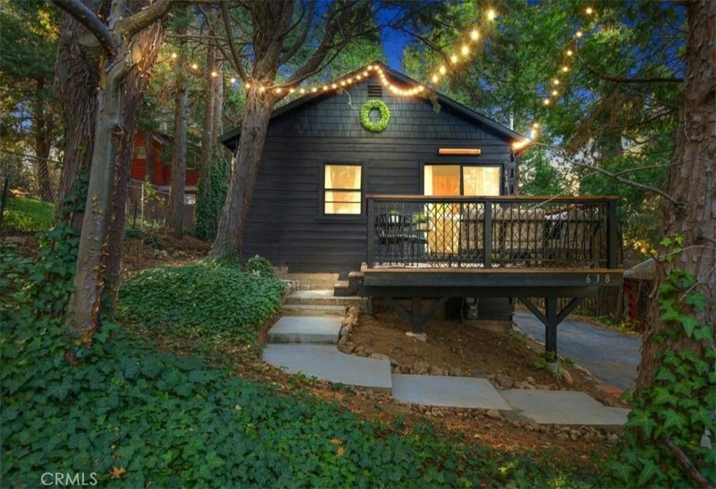 638 Rose Hill, Crestline, CA 92325