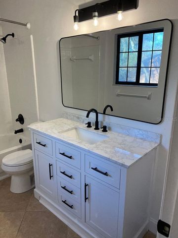 5745 SW 10TH PLACE, Gainesville, FL 32607