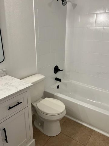 5745 SW 10TH PLACE, Gainesville, FL 32607