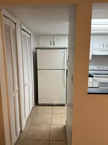 5745 SW 10TH PLACE, Gainesville, FL 32607