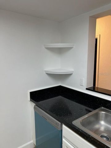 5745 SW 10TH PLACE, Gainesville, FL 32607