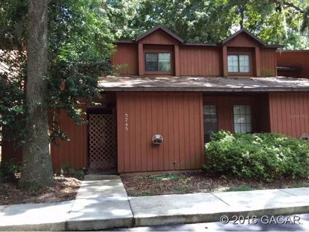 5745 SW 10TH PLACE, Gainesville, FL 32607