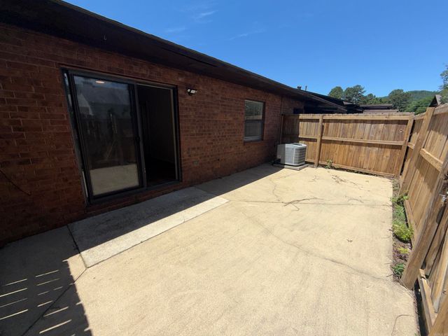 301 Hammond Dr Apt E3, Hot Springs, AR 71913
