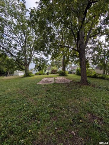 608 HANSSLER Place, Peoria, IL 61604