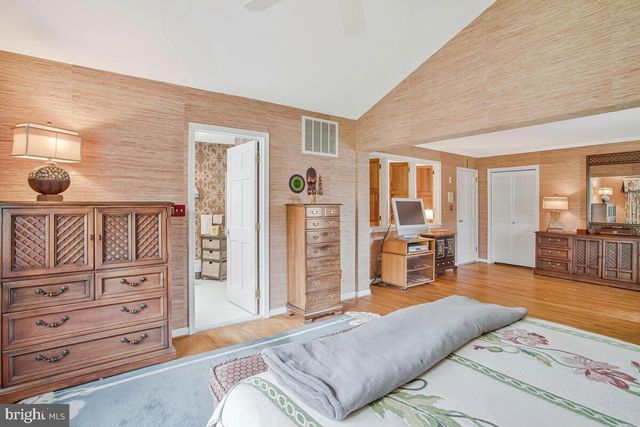 9319 MEADOW HILL RD, Ellicott City, MD 21042
