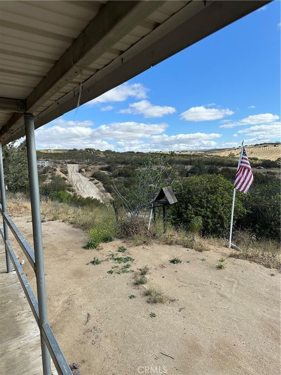 Image 12 of property listing at 43043 Ardia Road, Hemet, CA 92544