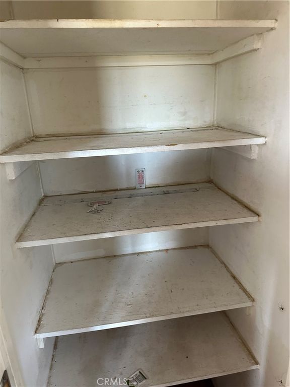 Image 28 of property listing at 43043 Ardia Road, Hemet, CA 92544