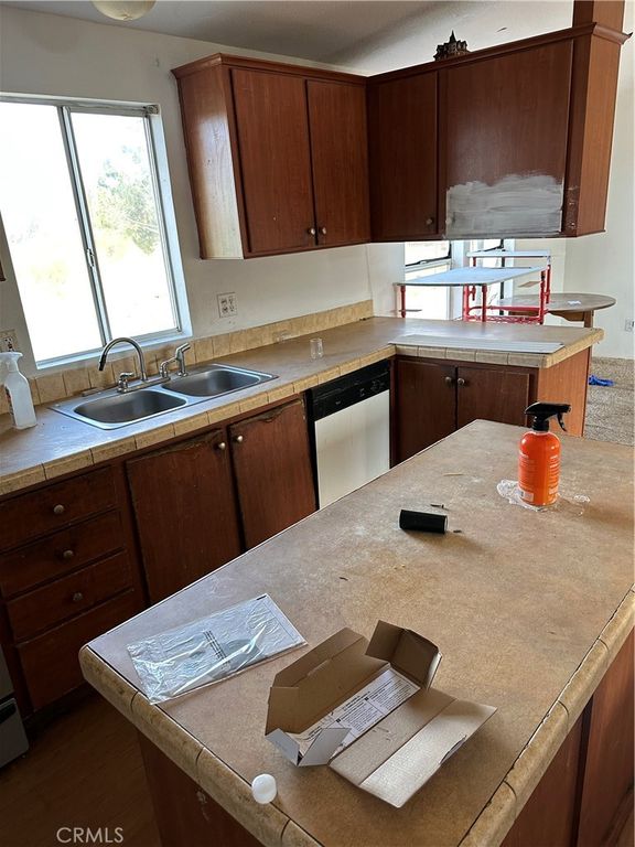 Image 29 of property listing at 43043 Ardia Road, Hemet, CA 92544