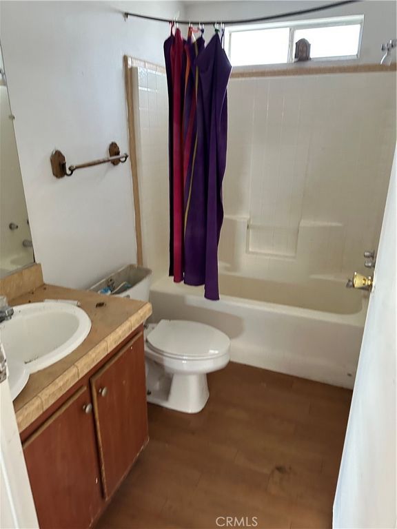 Image 39 of property listing at 43043 Ardia Road, Hemet, CA 92544