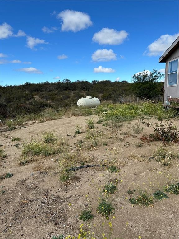 Image 41 of property listing at 43043 Ardia Road, Hemet, CA 92544