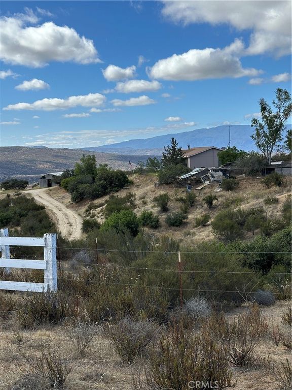 Image 45 of property listing at 43043 Ardia Road, Hemet, CA 92544
