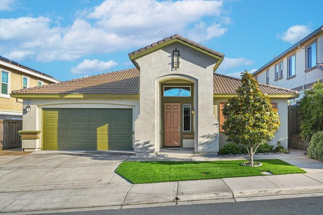 2036 Aragon Drive, Pittsburg, CA 94565